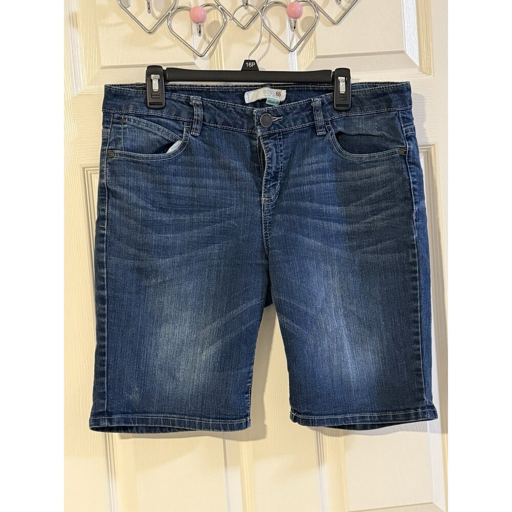 Vintage Route 66 Denim Jean Shorts Womens Size 12 Y2K Trendy Fashion Summer